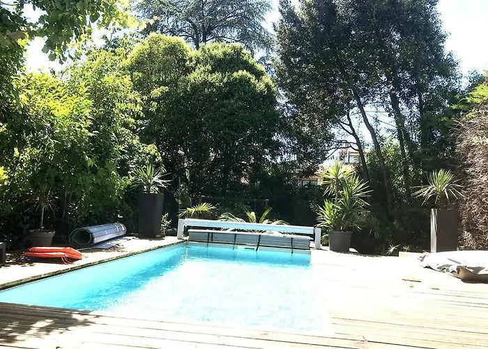 Maison Pierre Avec Piscine Chauffee Villa